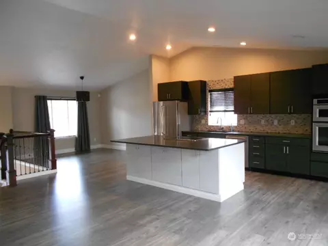 4618 211th St E, Spanaway, WA 98387 photo 4