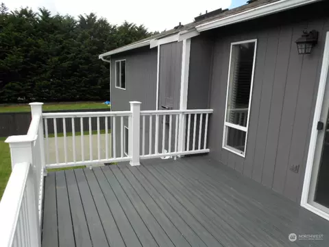 4618 211th St E, Spanaway, WA 98387 photo 8
