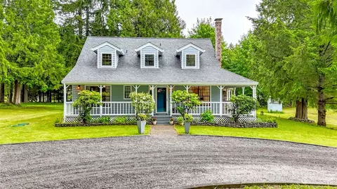 3624 Lemon Rd NE, Olympia, WA 98506