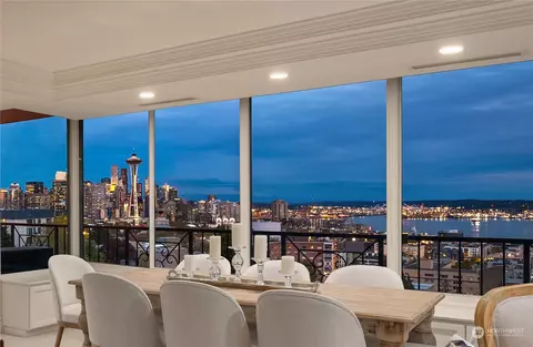 111 W Highland Dr #2W, Seattle, WA 98119