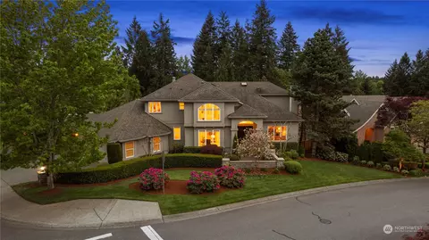 13941 SE 92nd St, Newcastle, WA 98059