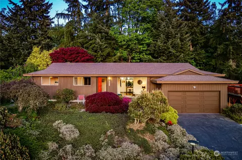 13744 16th Ave SW, Burien, WA 98166