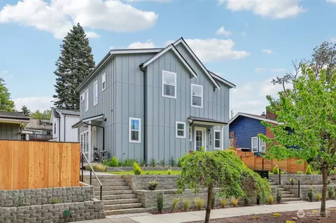 6518 SW B Sw 40th Ave, Seattle, WA 98136