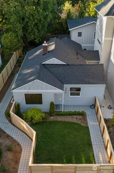 3818 NE 87th St, Seattle, WA 98115