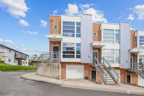 2327 Yakima Ct, Tacoma, WA 98405