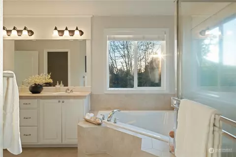 18828 35th Dr SE, Bothell, WA 98012 photo 32