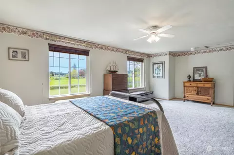 Bedroom - 926 King Rd, Winlock, WA 98596 photo 3 of 3