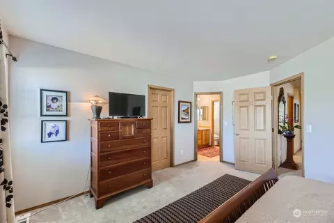 Bedroom - 15215 50th Ave SE, Everett, WA 98208 photo 2 of 4