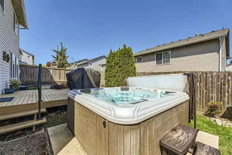 Exterior - 15215 50th Ave SE, Everett, WA 98208 photo 7 of 7