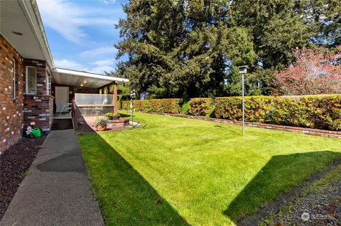 209 180th Street Ct E, Spanaway, WA 98387 photo 4