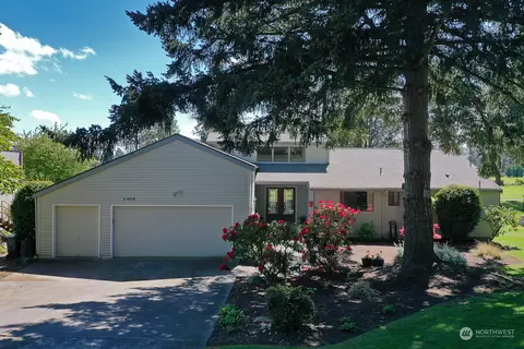 2496 Hillis Dr, Langley, WA 98260