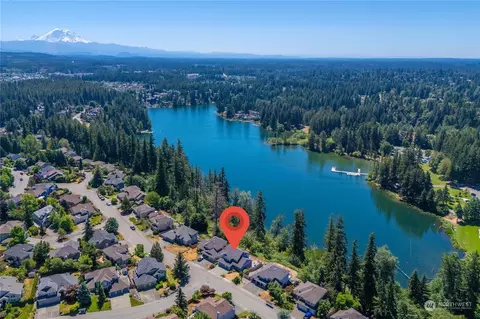 24731 230th Way SE, Maple Valley, WA 98038