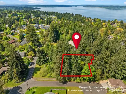 2825 Marietta St, Steilacoom, WA 98388