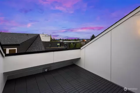 608 18th Ave E #B, Seattle, WA 98112 photo 23