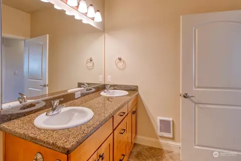 Bath - 494 Big Leaf Loop, Sequim, WA 98382 photo 3 of 3