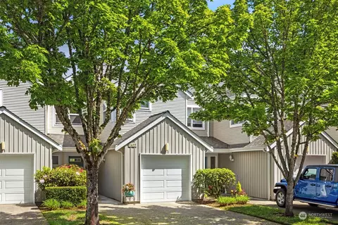 11633 Grove Dr, Mukilteo, WA 98275