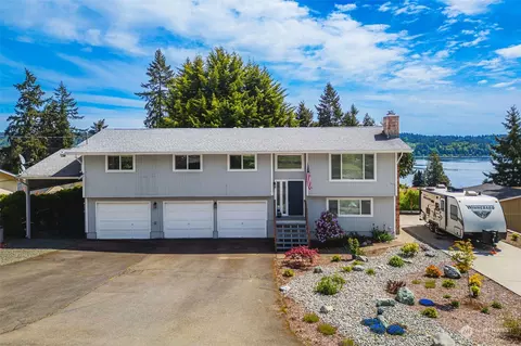 5510 Fern Ave NE, Bremerton, WA 98311