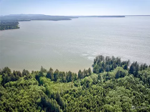 6265 State Rt 101, South Bend, WA 98586