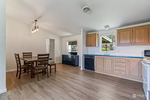 102 Vineyard Ln, Winlock, WA 98596 photo 13
