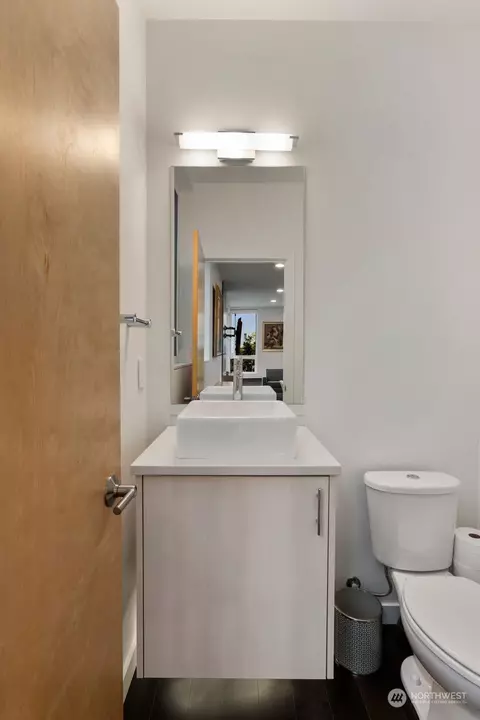 225 23rd Ave E, Seattle, WA 98122 photo 14