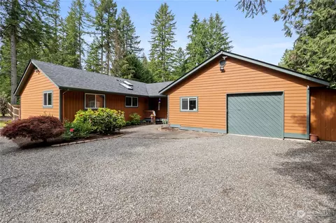 10404 Kelly Rd NE, Carnation, WA 98014