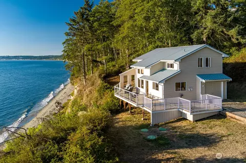 2282 Teronda Beach Rd, Coupeville, WA 98239
