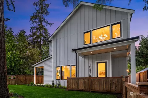 10520 128th Ave NE, Kirkland, WA 98033