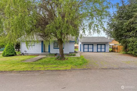 1305 Rhobina St, Centralia, WA 98531