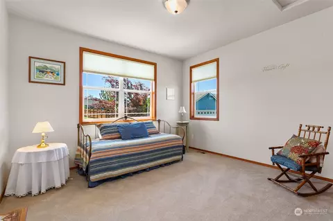 Bedroom - 117 Garrett Loop, Chehalis, WA 98532 photo 1 of 4