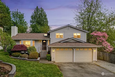 14020 82nd Pl NE, Kirkland, WA 98034