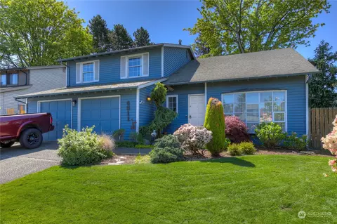 4511 Hampton Ct, Kent, WA 98032