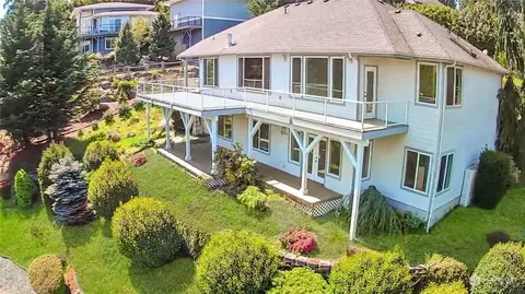 23012 165th Ave E, Graham, WA 98338