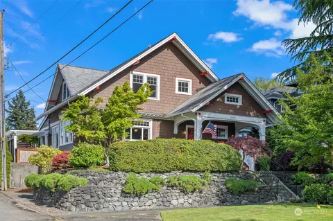 2909 N Lawrence St, Tacoma, WA 98407