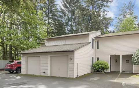1555 Union Ave NE #10, Renton, WA 98059