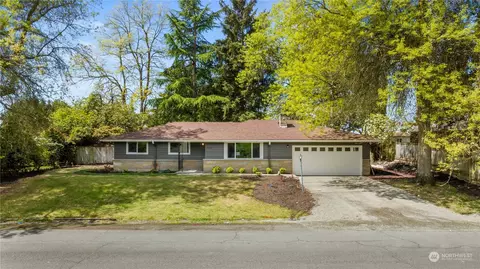 20845 102nd Ave SE, Kent, WA 98031