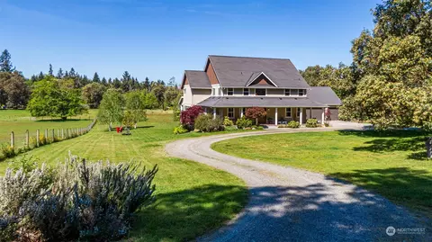 26936 94th Ave SW, Vashon, WA 98070