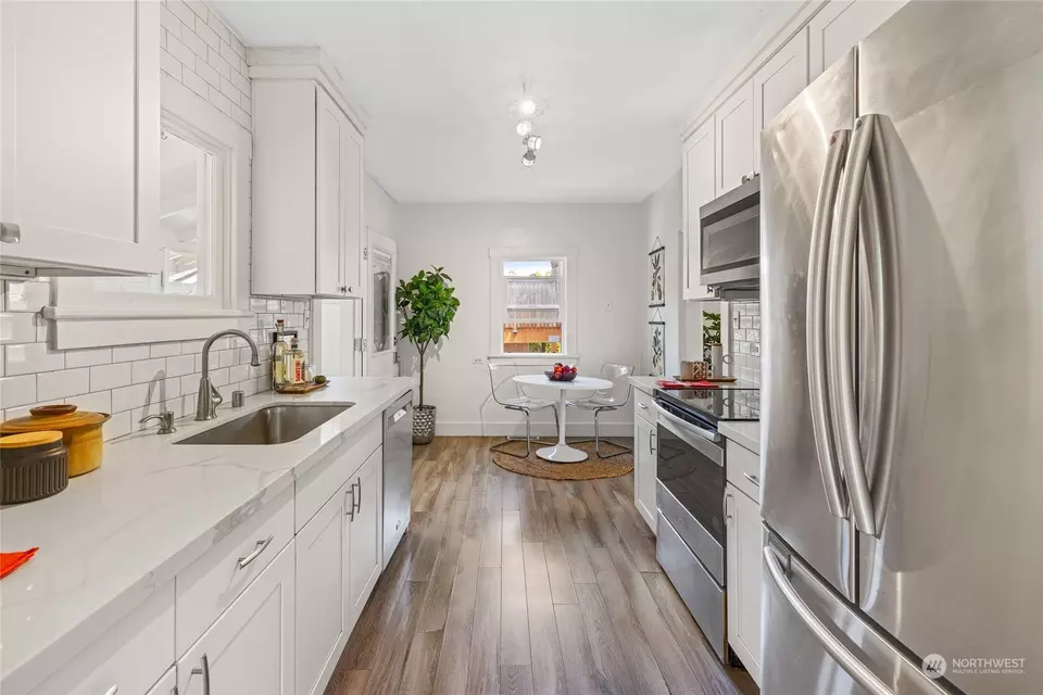 Kitchen - 9621 60th Ave S, Seattle, WA 98118 photo 2 of 2