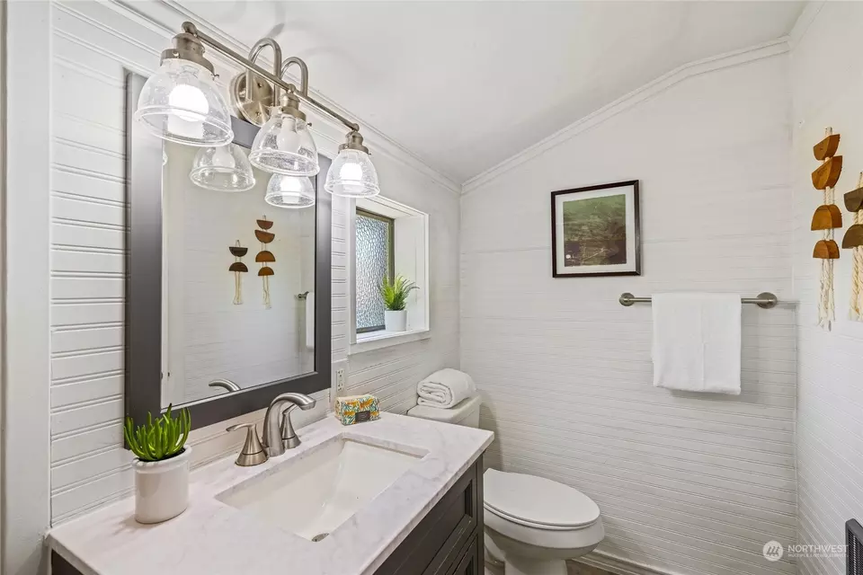 Bath - 9621 60th Ave S, Seattle, WA 98118 photo 2 of 2