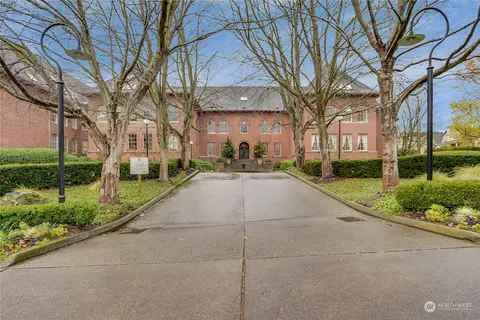 1401 5th Ave W #103, Seattle, WA 98119