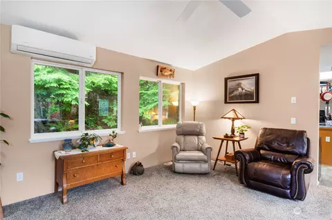 51 Point View Ave, Brinnon, WA 98320 photo 4