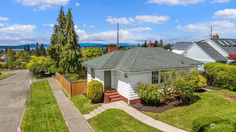 5955 35th Ave SW, Seattle, WA 98126