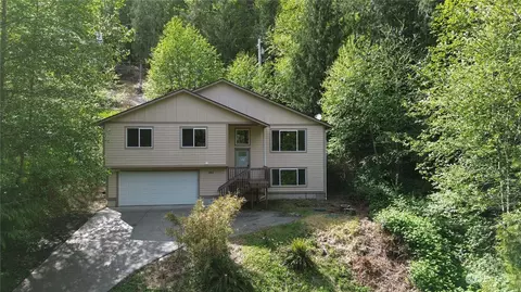 353 E Alder Dr, Sedro Woolley, WA 98284