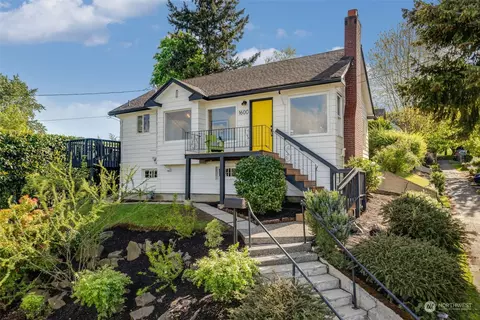 1600 30th Ave, Seattle, WA 98122