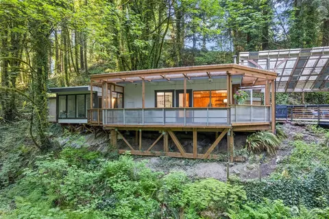 3303 Windolph Ln NW, Olympia, WA 98502