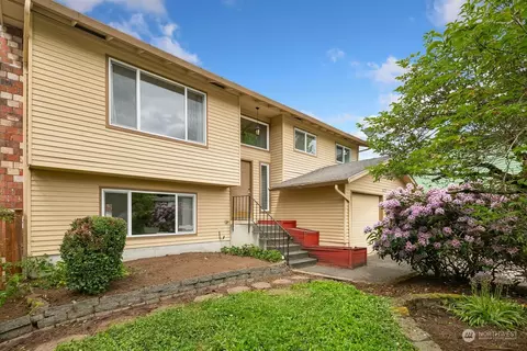 6123 97th St NE, Marysville, WA 98270