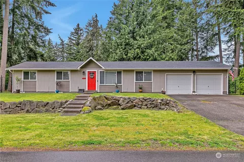5520 E 192nd Ave, Lake Tapps, WA 98391