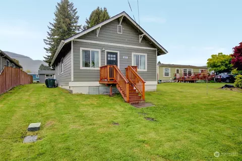 617 Alexander St, Sedro Woolley, WA 98284