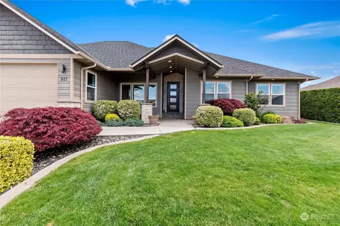 847 Briarwood Ter, East Wenatchee, WA 98802
