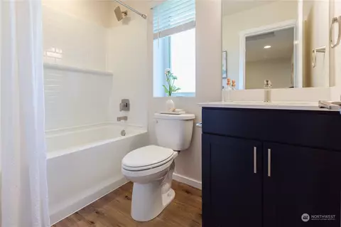 Bath - 4226 148th St SE #C1, Bothell, WA 98012 photo 3 of 4