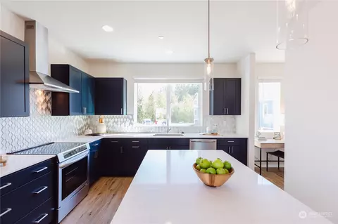 Kitchen - 4226 148th St SE #C1, Bothell, WA 98012 photo 4 of 4